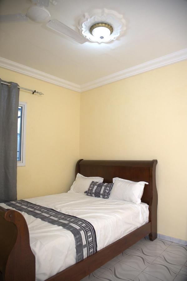 Faith And Grace Guest House Lamin Beretto Exterior foto